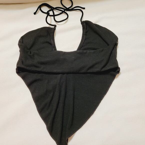 Revolve Superdown black keyhole neck bandana hem neck tie halter top size XS - Picture 2 of 8